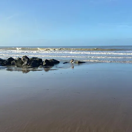 Ruim Zonnig Op 50m Lejlighed